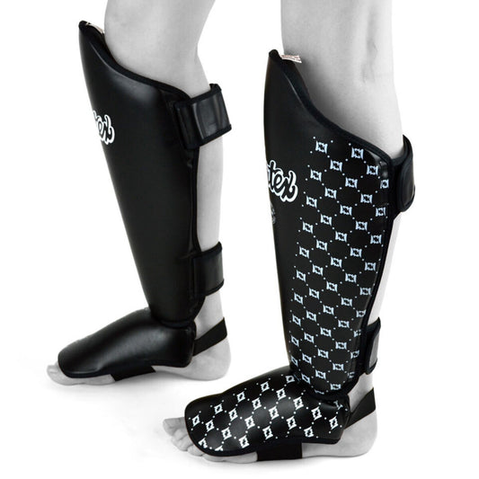 واقيات ساق الملاكمة التايلاندية Fairtex SP5 - أسود