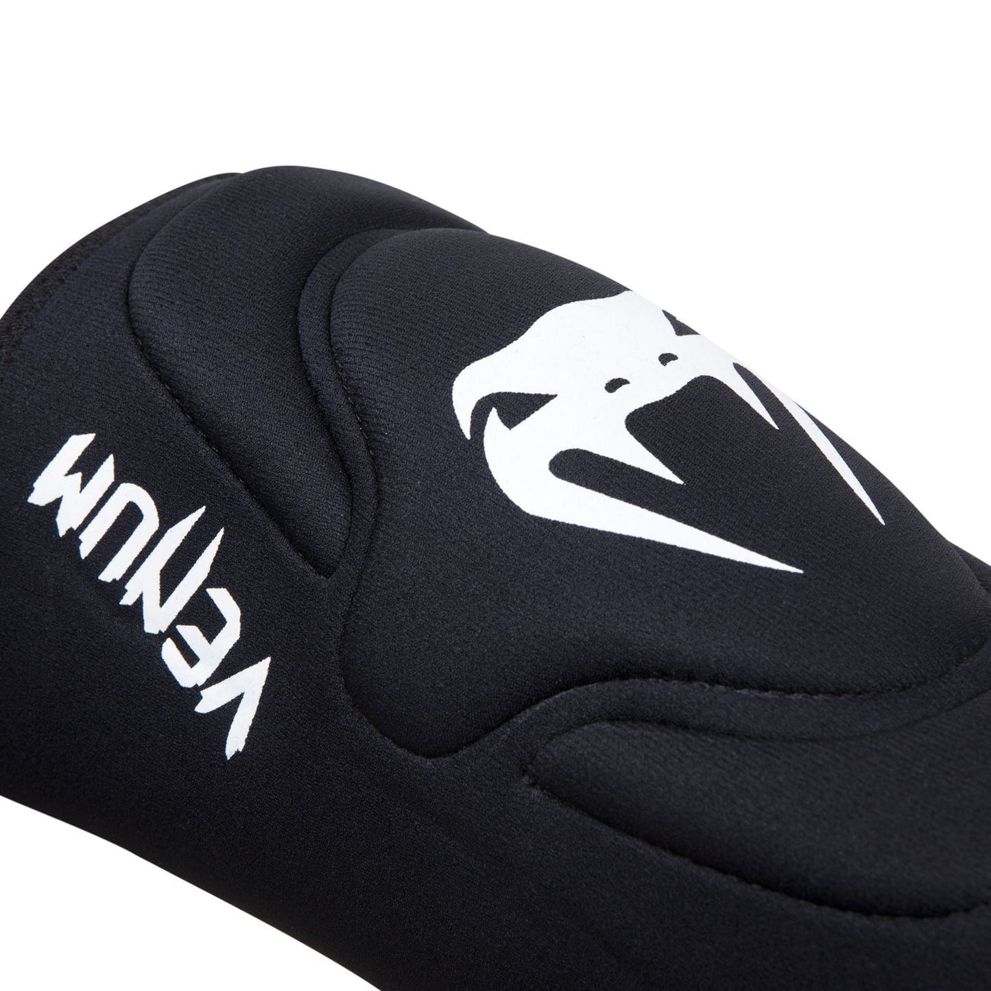 Venum MMA Contact Knee Pads - Black/White