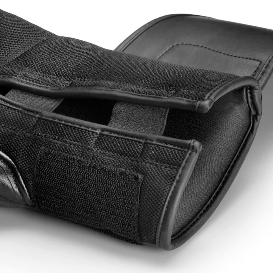 Hayabusa S4 Black Boxing Gloves