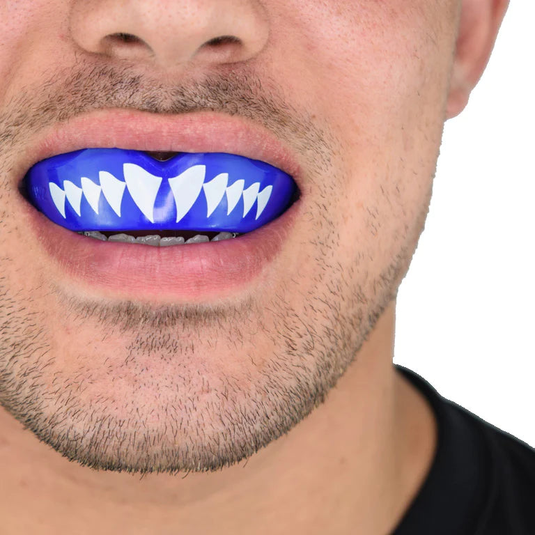 واقيات الفم SAFEJAWZ Extro Series Shark ذاتية التثبيت - أزرق