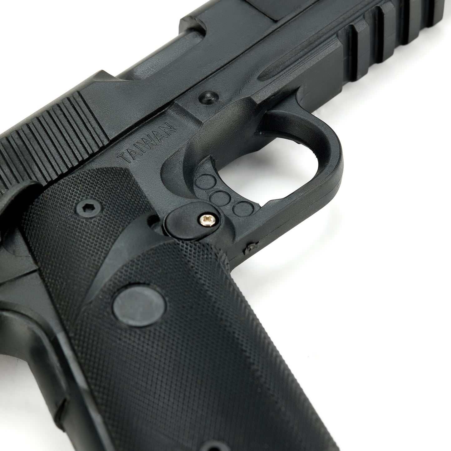 Realistic TP Rubber Hand Gun  W/ Removable Magazine
