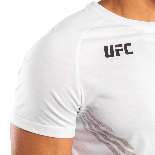 قميص Venum X UFC الرسمي للخروج - أبيض