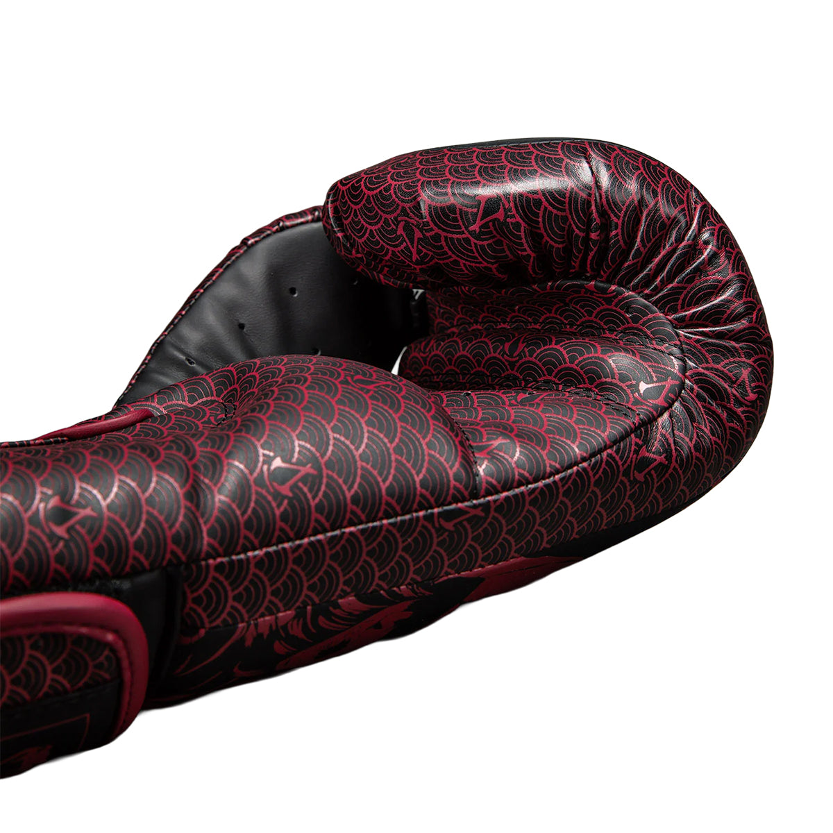 Venum x Assassin's Creed Shadows Boxing Gloves - Burgundy/Black