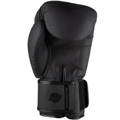 8 Weapons 2:0 Unlimited Muay Thai Boxing Gloves - Black/Black