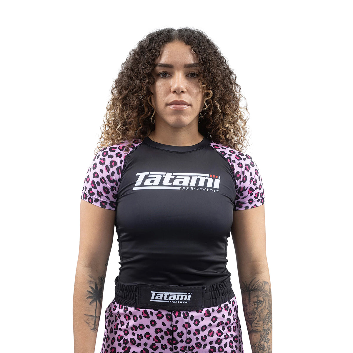 Tatatmi Ladies Recharge Short Sleeve Rash Guard - Pink Leopard